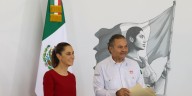 Octavio Oropeza presenta avances en construcción de viviendas y regulación de créditos del Infonavit en Quintana Roo