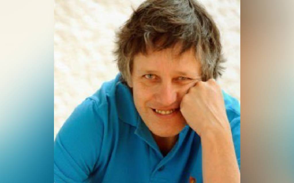 “Tengo un temperamento punk, pero en realidad soy muy modosito”: Xavier Velasco