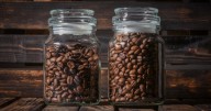 Feng Shui: por qué recomiendan tener un frasco con granos de café en casa
