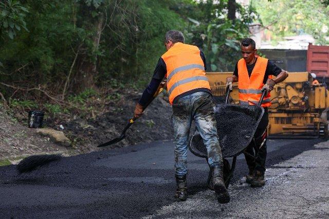 Inició rehabilitación integral de la carretera hacia Choroní