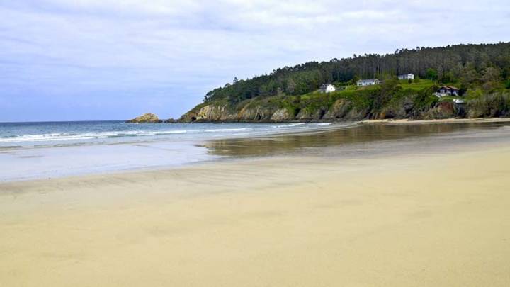 Esta es la increíble playa de Galicia que parece sacada de una isla del Caribe