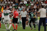 Real Betis de Manuel Pellegrini no pudo mantener su ventaja ante Elche en su estreno en La Liga Española