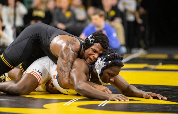 Gabe Arnold remains a member of Iowa men’s wrestling roster