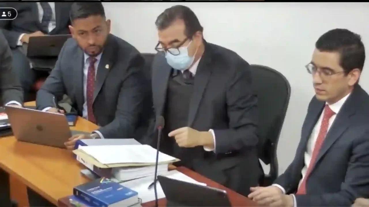 Defensa de Olmedo López denuncia “justicia selectiva” y protección a Carlos R. González en caso UNGRD