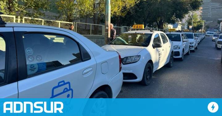 18:21 "Hay lugares a los que no vamos": los taxistas de Comodoro refuerzan las medidas de seguridad y se mantienen en alerta