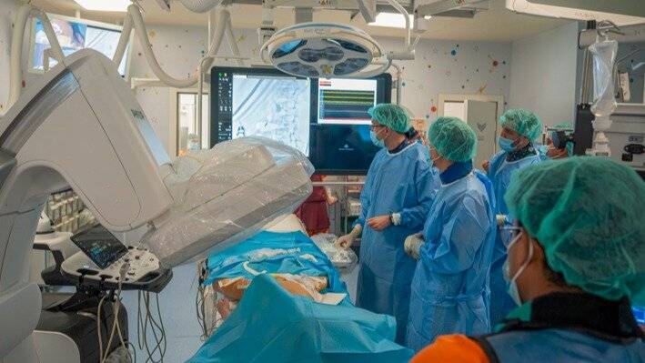 El Hospital Gregorio Marañón realiza con éxito el primer cateterismo linfático pediátrico en España