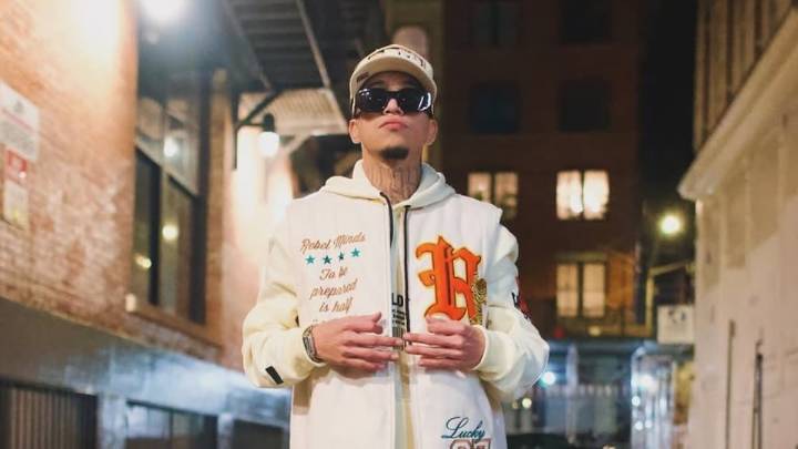 El cantante venezolano Davicito ganó su caso de asilo en EEUU, pero el Gobierno lo mantiene detenido