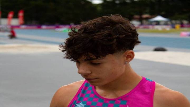 Gael González vuela en el nacional de 3.000 metros lisos en Gijón