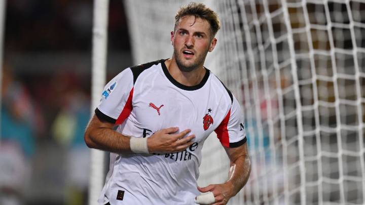 Mercado de fichajes: Milan medita un intercambio Gimenez
