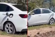 Encuentran muertos a un hombre y a una mujer dentro de un auto abandonado