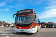 Santiago tiene 176 nuevos buses eléctricos: estas son las comunas beneficiadas tras reemplazo de máquinas diésel