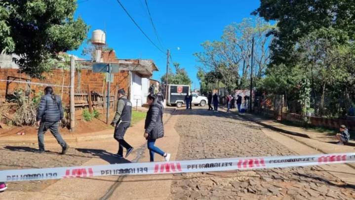 Horror en Posadas: mató a sus dos hijos a machetazos, hirió a su esposa y a su cuñado, y se suicidó