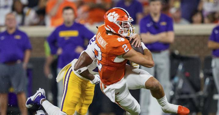 Clemson reboots offense after another season