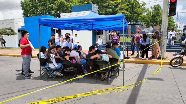 Logran estudiantes acuerdos con la UAN