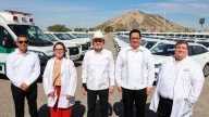 Entrega Alfonso Durazo 231 unidades y ambulancias al IMSS