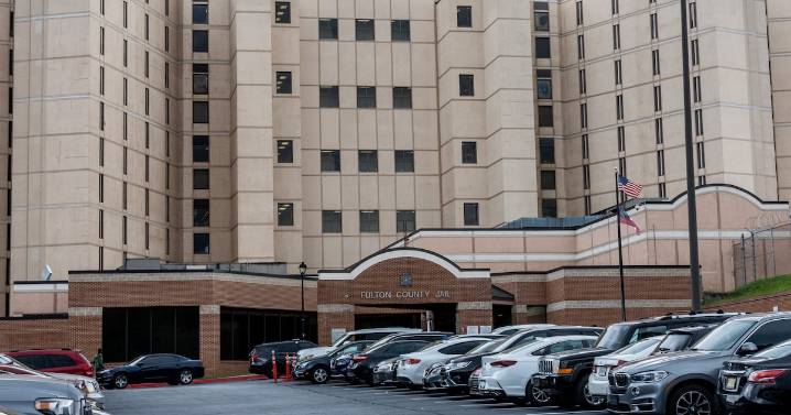 Staffing crisis threatens Fulton jail upgrades, report finds