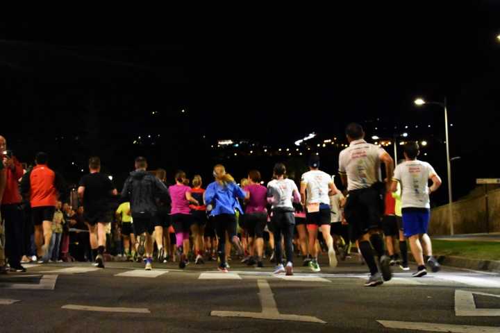 Deporte y solidaridad se dan cita en la primera carrera nocturna de Quismondo