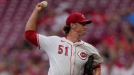 Singer works 6 shutout innings, Steer drives in 3 runs as the Reds end Phillies' 4