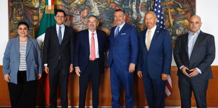 Entre México y EU, “cooperación sin subordinación”: Juan Ramón de la Fuente