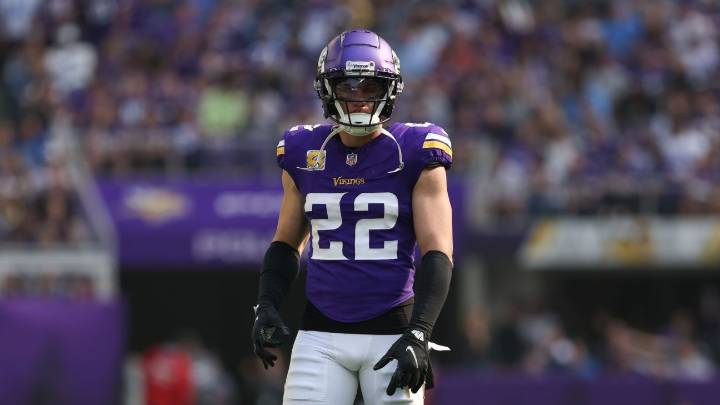 Sources: Vikings' Smith expected back from health issue