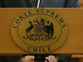Corte Suprema investigará a funcionarios que usaron licencias médicas para ir a casinos