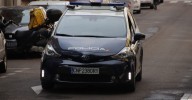 Un hombre es detenido por robar en dos vehículos tarjetas bancarias que después usó para estafar