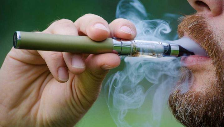 Aprueban prohibir cigarrillos electrónicos