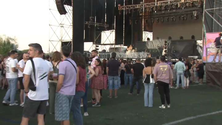 Navalmoral vibra con el festival Navalsonora, que llena de indie el corazón de la ciudad More