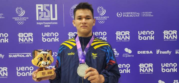 El taekwondista casanareño César Silva regresa a casa con medallas de plata y una nueva clasificación