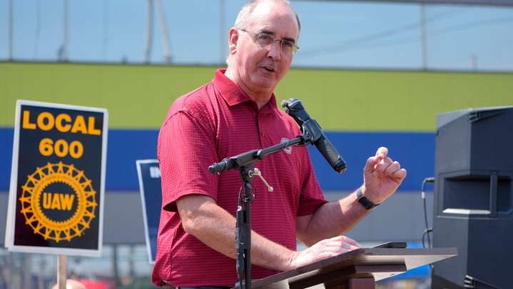 UAW announces strike at GE Aerospace after failed contract talks