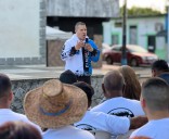 Chugaby ya comenzó a incomodar a la candidata del gobierno