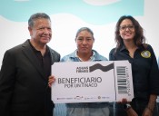 Gobierno de Hidalgo recibe 700 tinacos de Grupo Modelo para familias de Apan