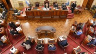 Autonomía, cartas orgánicas y una sola reelección: las claves del régimen municipal que tendría la nueva Constitución