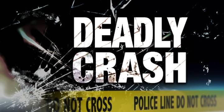 2 killed, 1 hurt in multi-vehicle crash in Waupaca County