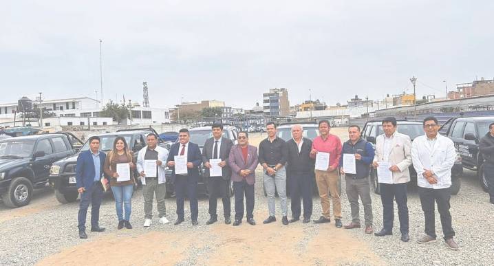Implementan con ocho vehículos a redes de salud de La Libertad