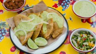 ¿Gourmet o gentrificación? La polémica detrás del Combo Godín de Cinépolis