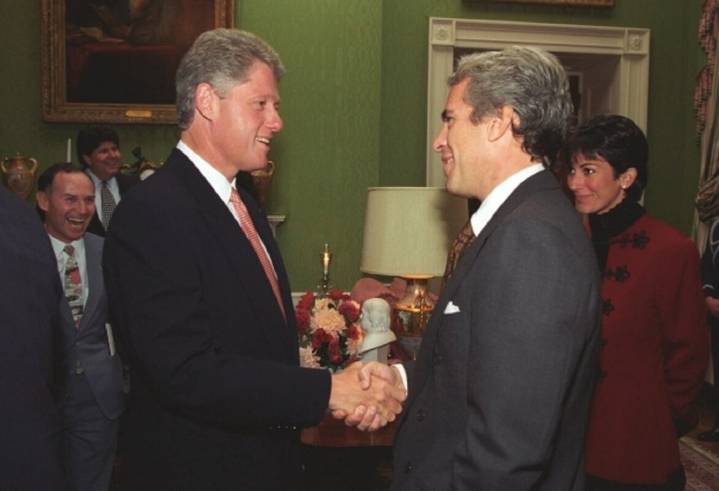 Exigen en EU archivos de Epstein; citan a los Clinton