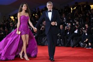 Vestidos vintage y repetidos cobran fuerza en la alfombra roja del Festival de Cine de Venecia