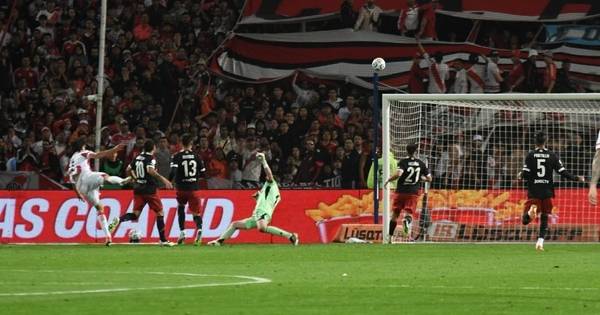 River le ganó a Unión por penales y pasó a cuartos de final