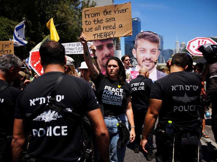 La guerra con Hamas: miles de israelíes exigen en las calles la liberación de los rehenes en Gaza
