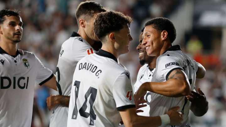Festival de goles del Burgos ante la Cultural