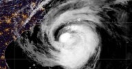 Maps show Hurricane Erin's path off East Coast as North Carolina braces for rough conditions: "Batten down the hatches"