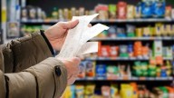 La verdadera inflación: aumentos en el costo del changuito mensual en Argentina