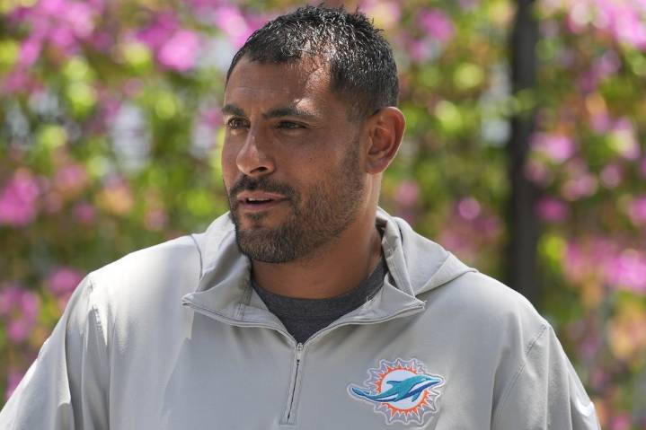 Dolphins place outside linebackers coach Ryan Crow on leave after domestic battery arrest