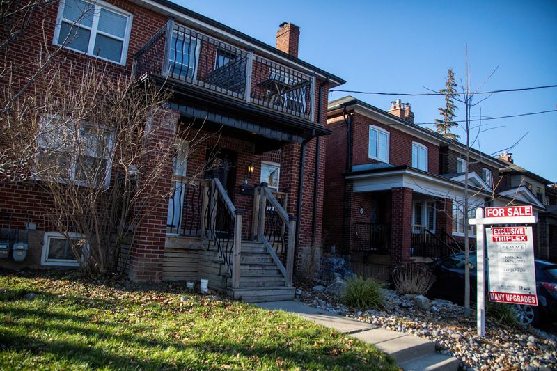 Canadian home sales rise by 3.8% in July