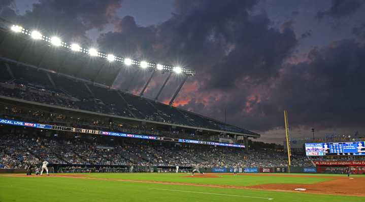 Game One-Hundred and Twenty-Seven: Texas Rangers at Kansas City Royals
