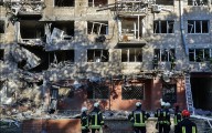 Ataque masivo ruso deja 15 muertos en Kiev y socava esfuerzos de paz; "Rusia prefiere continuar matando": Zelensky