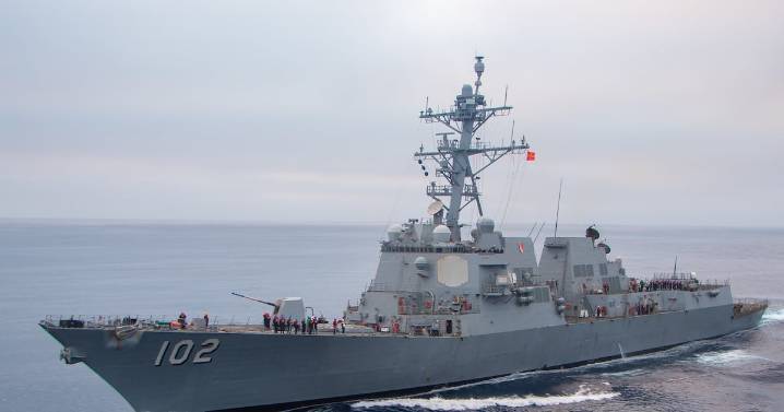 Qué se sabe del despliegue de 8 buques de guerra de EEUU para combatir a los carteles y cómo inquieta a Venezuela