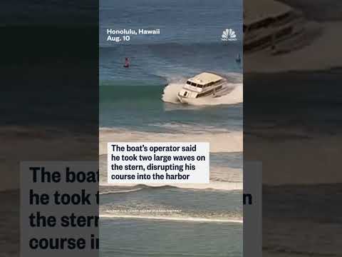 A 75-foot passenger vessel ran aground near a harbor off Oahu's southern coast