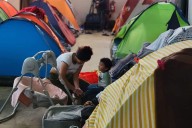 Señalan presunta explotación de menores migrantes por fallas en el programa SIJ